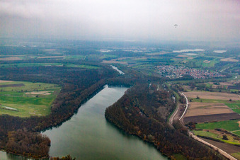Vue aérienne de Vieux Rhin, canal de Saalbach à le quartier Rheinsheim in Philippsburg dans le département Bade-Wurtemberg, Allemagne