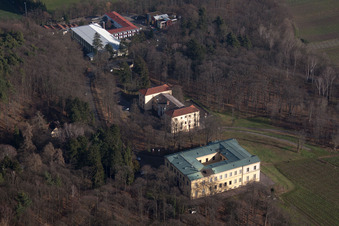 Vue aérienne de Villa Ludwigshöhe à Edenkoben dans le département Rhénanie-Palatinat, Allemagne