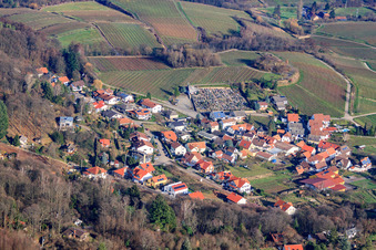 Photographie aérienne de Cimetière à Burrweiler dans le département Rhénanie-Palatinat, Allemagne