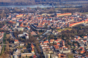 Vue aérienne de Ancienne caserne Stengel et Fronte Beckers de l'ouest à Germersheim dans le département Rhénanie-Palatinat, Allemagne