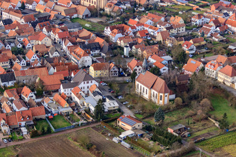 Vue aérienne de Kronstraße avec Saint-Barthélemy à Zeiskam dans le département Rhénanie-Palatinat, Allemagne