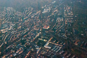Ettlingen dans le département Bade-Wurtemberg, Allemagne hors des airs