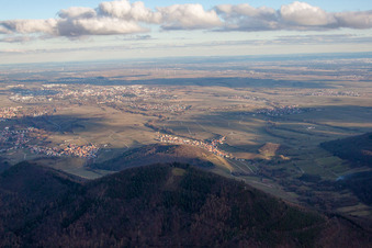 Vue oblique de Landau vu de l'ouest à Landau in der Pfalz dans le département Rhénanie-Palatinat, Allemagne