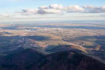 Landau vu de l'ouest à Landau in der Pfalz dans le département Rhénanie-Palatinat, Allemagne d'en haut