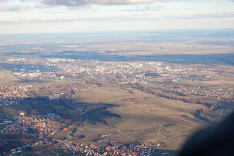 Landau vu de l'ouest à Landau in der Pfalz dans le département Rhénanie-Palatinat, Allemagne depuis l'avion