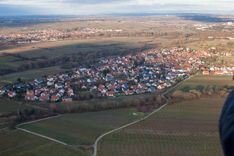 Quartier Arzheim in Landau in der Pfalz dans le département Rhénanie-Palatinat, Allemagne du point de vue du drone