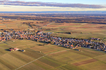Photographie aérienne de Vue du village en hiver depuis le nord-ouest à Insheim dans le département Rhénanie-Palatinat, Allemagne