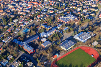 Vue oblique de Lycée du centre scolaire Alfred Grosser à Bad Bergzabern dans le département Rhénanie-Palatinat, Allemagne