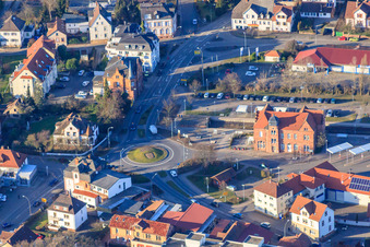 Vue aérienne de Gare sans issue sur le parcours circulaire Weinstraße / Kappeller Straße à Bad Bergzabern dans le département Rhénanie-Palatinat, Allemagne