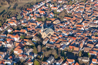 Vue oblique de Vue des rues et des maisons dans les quartiers résidentiels à le quartier Arzheim in Landau in der Pfalz dans le département Rhénanie-Palatinat, Allemagne