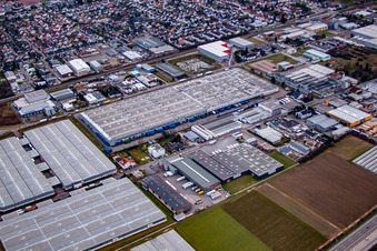 Photographie aérienne de Centre logistique L'Oréal Allemagne à Muggensturm dans le département Bade-Wurtemberg, Allemagne