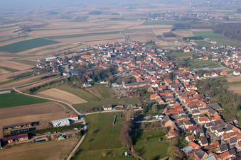 Niederlauterbach dans le département Bas Rhin, France hors des airs