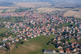 Surbourg dans le département Bas Rhin, France du point de vue du drone