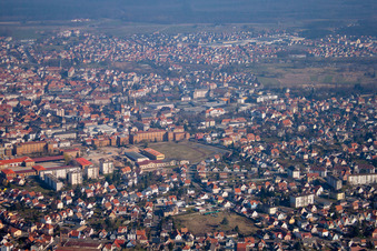 Vue aérienne de Haguenau dans le département Bas Rhin, France