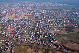 Haguenau dans le département Bas Rhin, France d'en haut