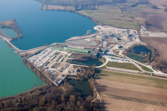 Image drone de Bischwiller dans le département Bas Rhin, France