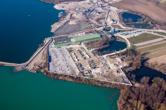 Bischwiller dans le département Bas Rhin, France vu d'un drone