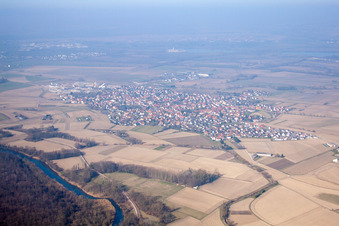 Vue d'oiseau de Kilstett dans le département Bas Rhin, France