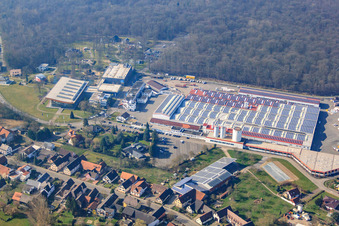 Vue aérienne de WeberHaus GmbH & Co. KG et World of Living à le quartier Linx in Rheinau dans le département Bade-Wurtemberg, Allemagne