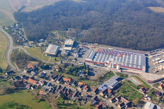 Photographie aérienne de WeberHaus GmbH & Co. KG et World of Living à le quartier Linx in Rheinau dans le département Bade-Wurtemberg, Allemagne