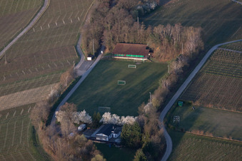 Vue aérienne de SV 1927 à le quartier Heuchelheim in Heuchelheim-Klingen dans le département Rhénanie-Palatinat, Allemagne