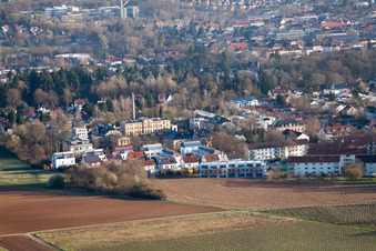 Vue d'oiseau de Wollmesheimer Höhe à Landau in der Pfalz dans le département Rhénanie-Palatinat, Allemagne