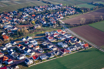 Vue aérienne de Nouvelle zone de développement Am Steinsteg, Trifelsblick à Bornheim dans le département Rhénanie-Palatinat, Allemagne