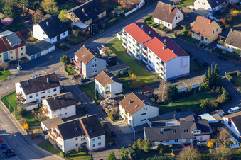 Vue aérienne de Sur le ring, au sifflet à Offenbach an der Queich dans le département Rhénanie-Palatinat, Allemagne
