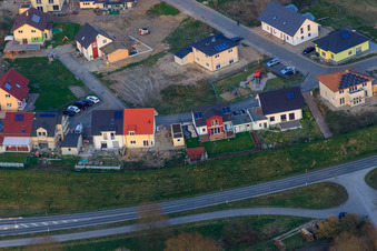 Vue aérienne de Falkenweg Forstlandallee à Jockgrim dans le département Rhénanie-Palatinat, Allemagne