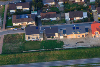 Forstlandallee à Jockgrim dans le département Rhénanie-Palatinat, Allemagne vue du ciel