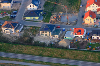 Vue aérienne de Falkenweg x Forstlandallee à Jockgrim dans le département Rhénanie-Palatinat, Allemagne