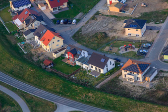 Photographie aérienne de Falkenweg x Forstlandallee à Jockgrim dans le département Rhénanie-Palatinat, Allemagne