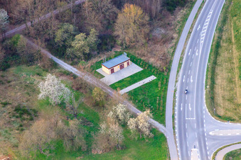 Vue aérienne de Maison des transformateurs à Jockgrim dans le département Rhénanie-Palatinat, Allemagne