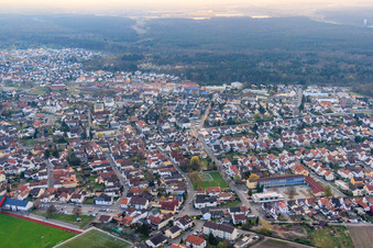 Vue aérienne de Rue Ziegel à Jockgrim dans le département Rhénanie-Palatinat, Allemagne
