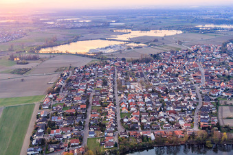 Photographie aérienne de Vue du village depuis le sud-est à Leimersheim dans le département Rhénanie-Palatinat, Allemagne