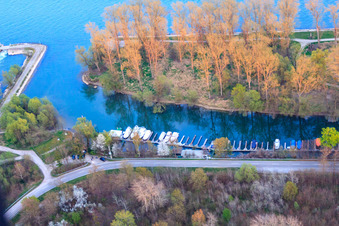 Vue aérienne de Port de plaisance du CNK-Leimersheim eV sur le Leimersheimer Altrhein à Leimersheim dans le département Rhénanie-Palatinat, Allemagne