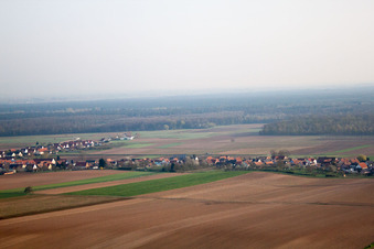 Schleithal dans le département Bas Rhin, France d'un drone