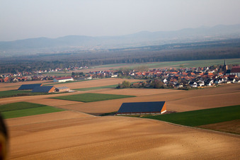Vue oblique de Schleithal dans le département Bas Rhin, France