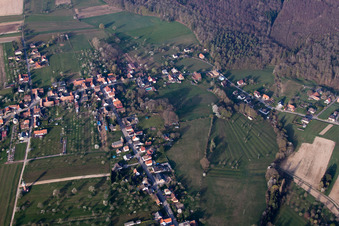 Langensoultzbach dans le département Bas Rhin, France d'un drone