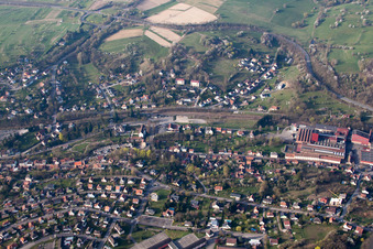 Vue oblique de Niederbronn-les-Bains dans le département Bas Rhin, France