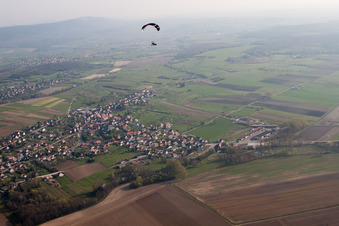 Vue oblique de Gunstett dans le département Bas Rhin, France