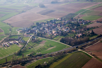 Soultz-sous-Forêts dans le département Bas Rhin, France depuis l'avion