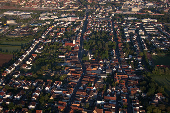 Enregistrement par drone de Quartier Queichheim in Landau in der Pfalz dans le département Rhénanie-Palatinat, Allemagne