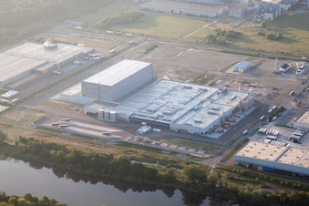 Vue oblique de Zone industrielle d'Oberwald, PEG à Wörth am Rhein dans le département Rhénanie-Palatinat, Allemagne