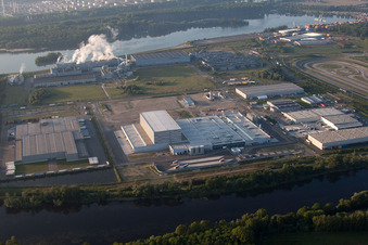 Photographie aérienne de Zone industrielle d'Oberwald à Wörth am Rhein dans le département Rhénanie-Palatinat, Allemagne