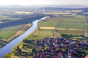 Vue aérienne de Quartier Hajen in Emmerthal dans le département Basse-Saxe, Allemagne