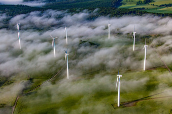 Vue aérienne de Parc éolien Fürstenau à le quartier Fürstenau in Höxter dans le département Rhénanie du Nord-Westphalie, Allemagne