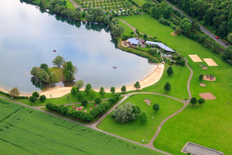 Photographie aérienne de Plage du lac Godelheim à Höxter dans le département Rhénanie du Nord-Westphalie, Allemagne