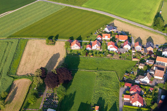 Vue aérienne de Quartier Tietelsen in Beverungen dans le département Rhénanie du Nord-Westphalie, Allemagne