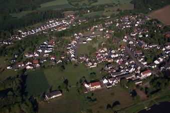 Vue oblique de Quartier Wehrden in Beverungen dans le département Rhénanie du Nord-Westphalie, Allemagne